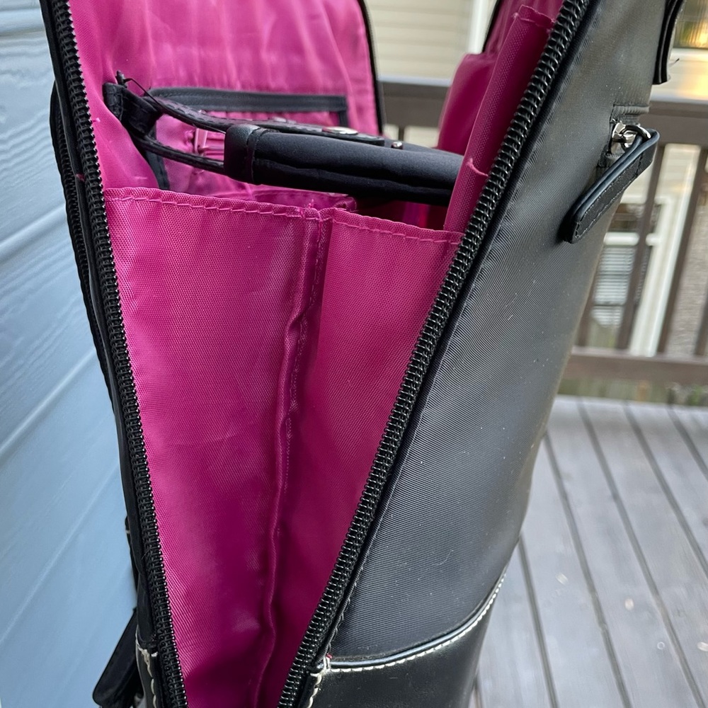 Black LAPTOP shoulder bag. Padded. Roomy. Mega storage. Excellent used condition - Picture 5 of 7